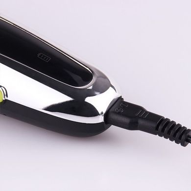 Машинка для стрижки волос VGR V-018 LED дисплей